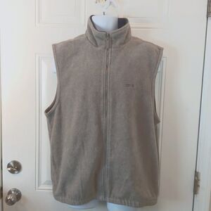 IZOD gray fleece zippered front vest with pockets